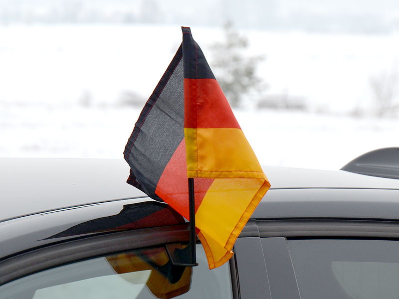 National Fan Flagge für Autoscheibe inkl. Klammefür Befestigung